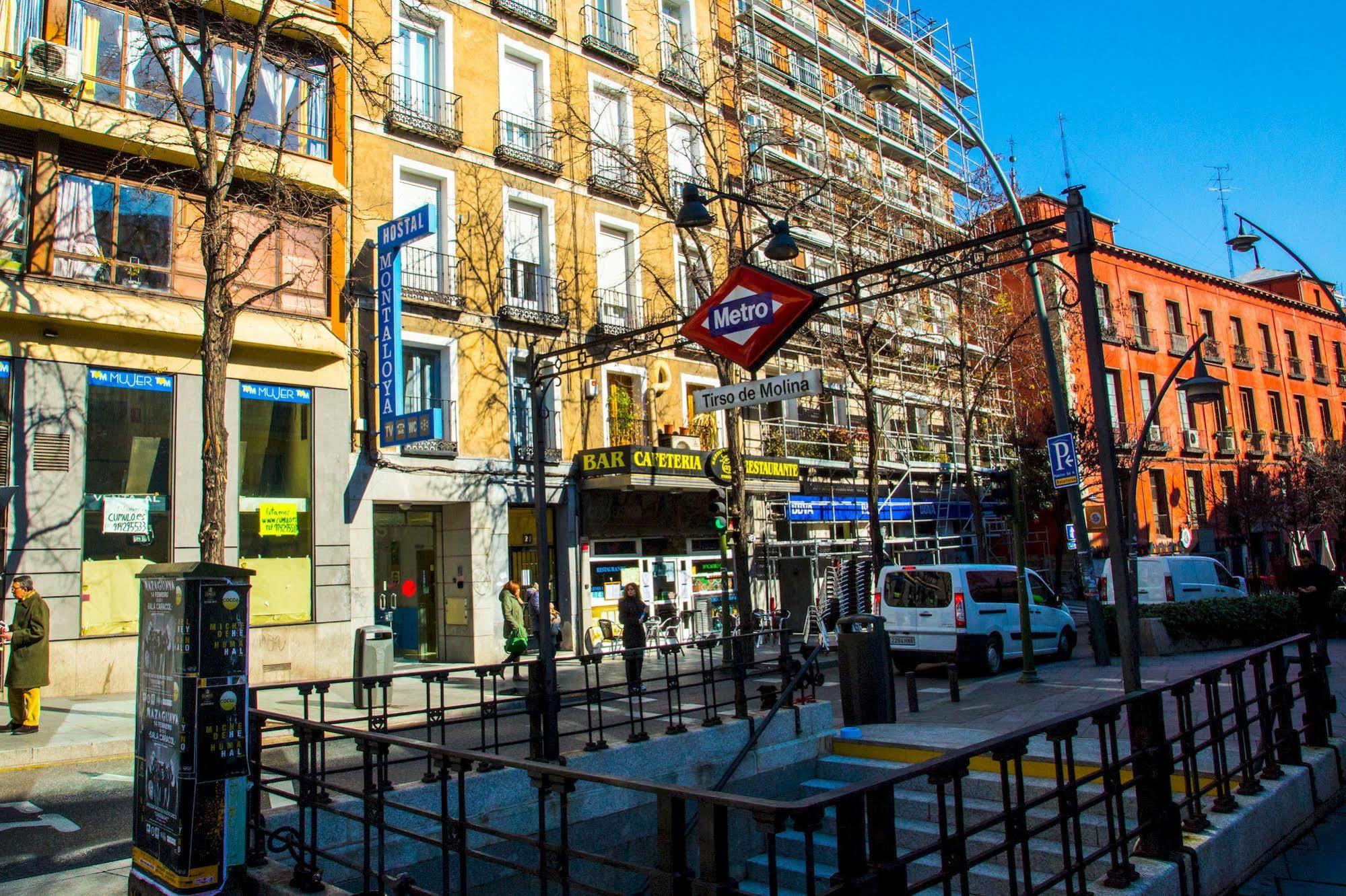 Hostal Montaloya Madrid Exterior photo
